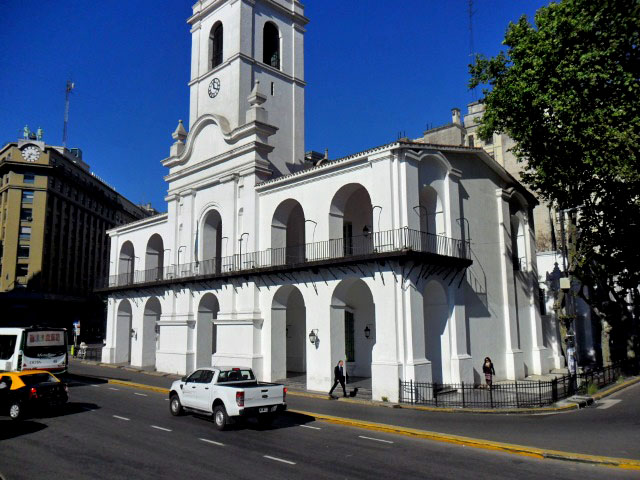 Buenos Aires Bus, Cabildo, Plaza de Mayo