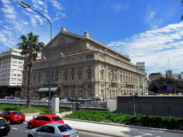 Buenos Aires Bus, Teatro Colón