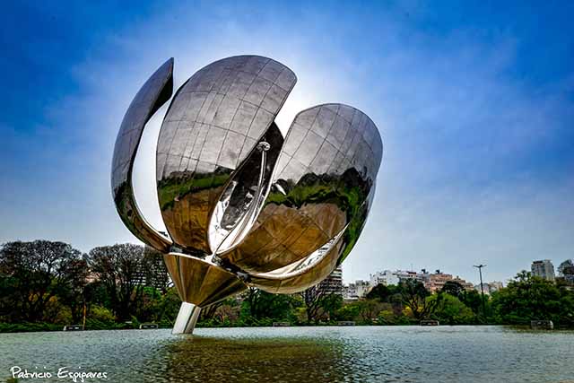 Floralis Genérica, City Tour por Buenos Aires