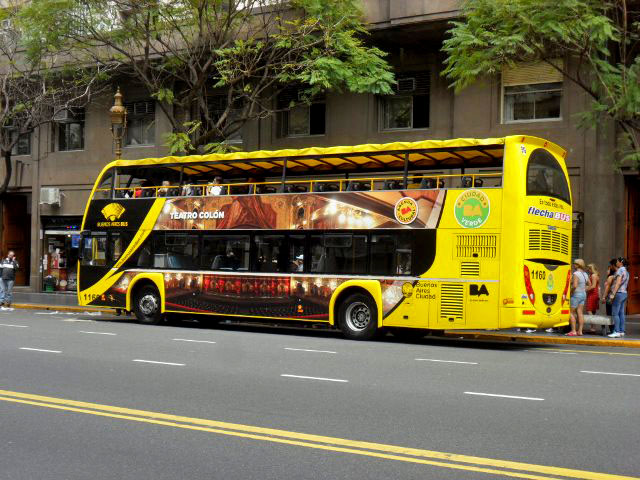 Percorrendo a cidade com o Buenos Aires Bus, parte 2